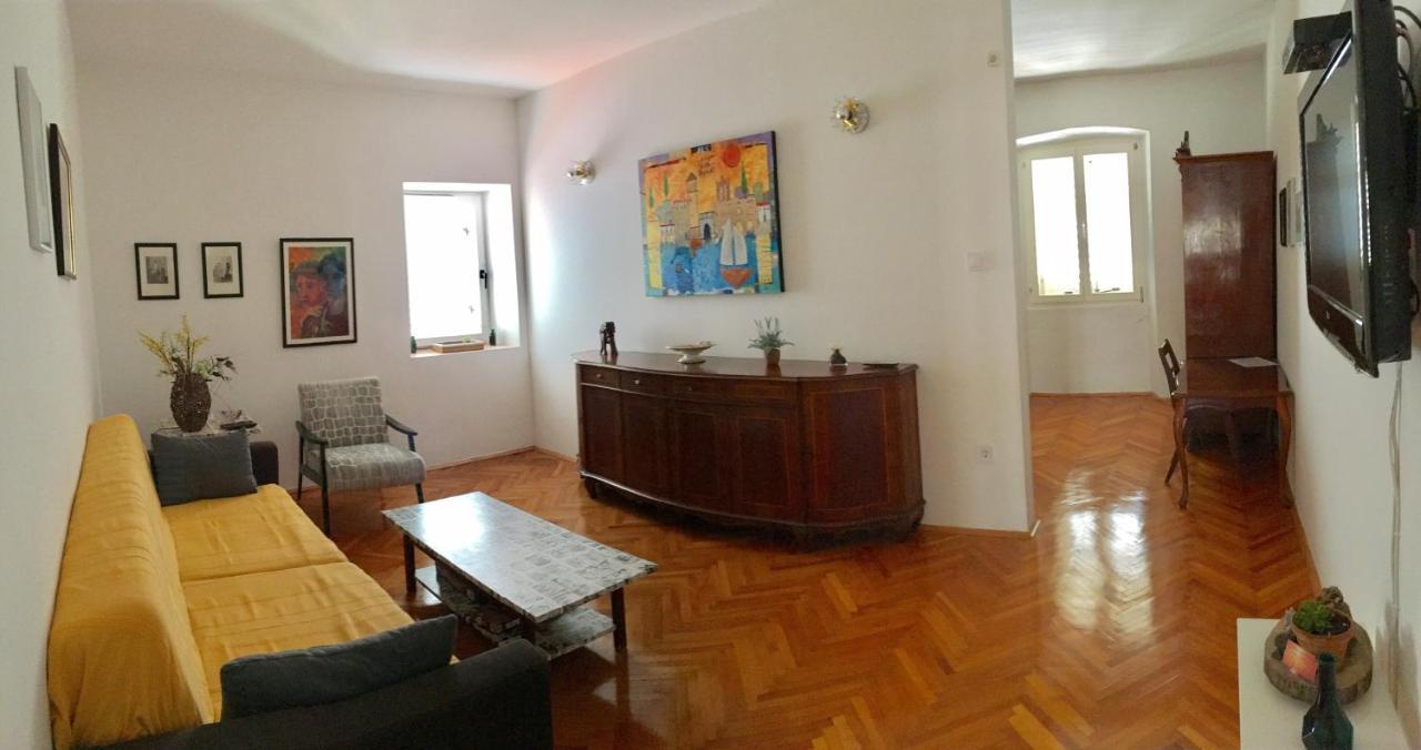 Flat Sweet Dream Apartment Pula Bagian luar foto